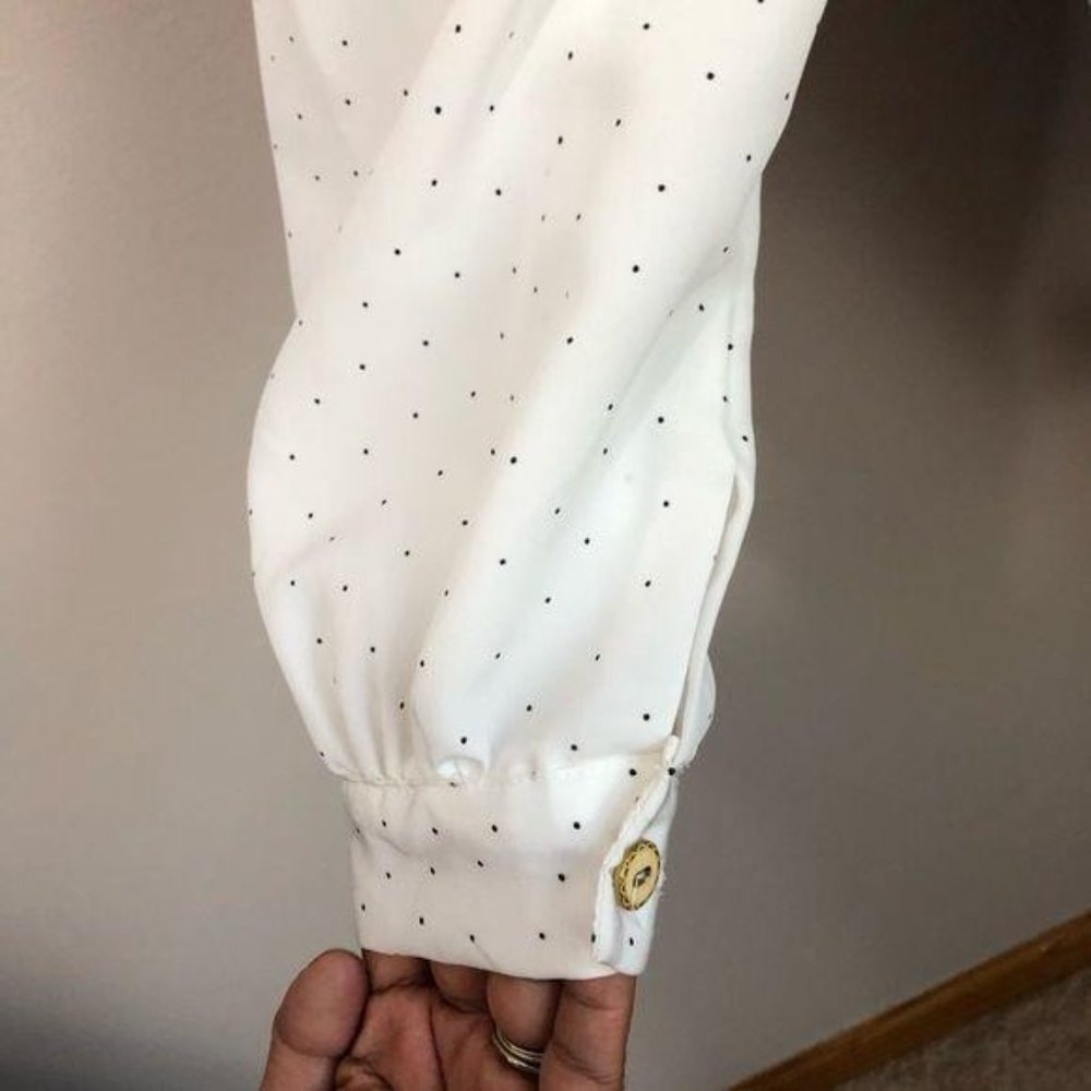 Sam Hua Korean Large polka dot lace collared blouse - Picture 7 of 8